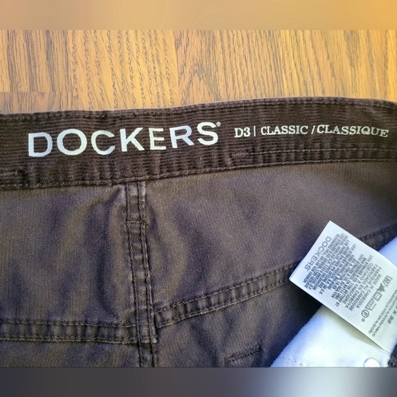 Dockers D3 Classic Fit Flat Front Brown Cotton Khakis Chinos Mens Pants 36x32 - Picture 6 of 9